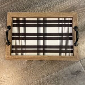 Plaid tray